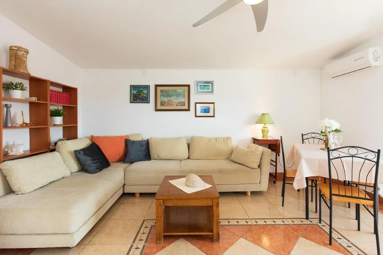 Apartment Amarela With Seaview Krk Town