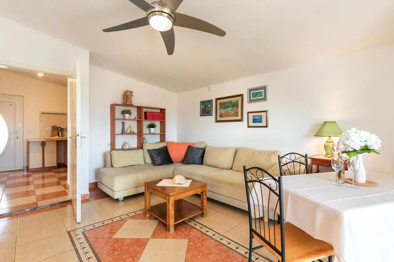 Apartment Amarela With Seaview Krk Town