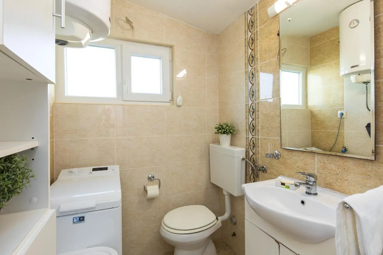Apartment Amarela With Seaview Krk Town